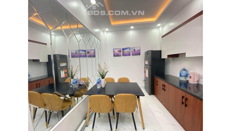 Bán Nhà Ngõ 82 Kim Mã, Nhà Đẹp Ngõ kinh Doanh DT 40m Giá 5,8 Tỷ